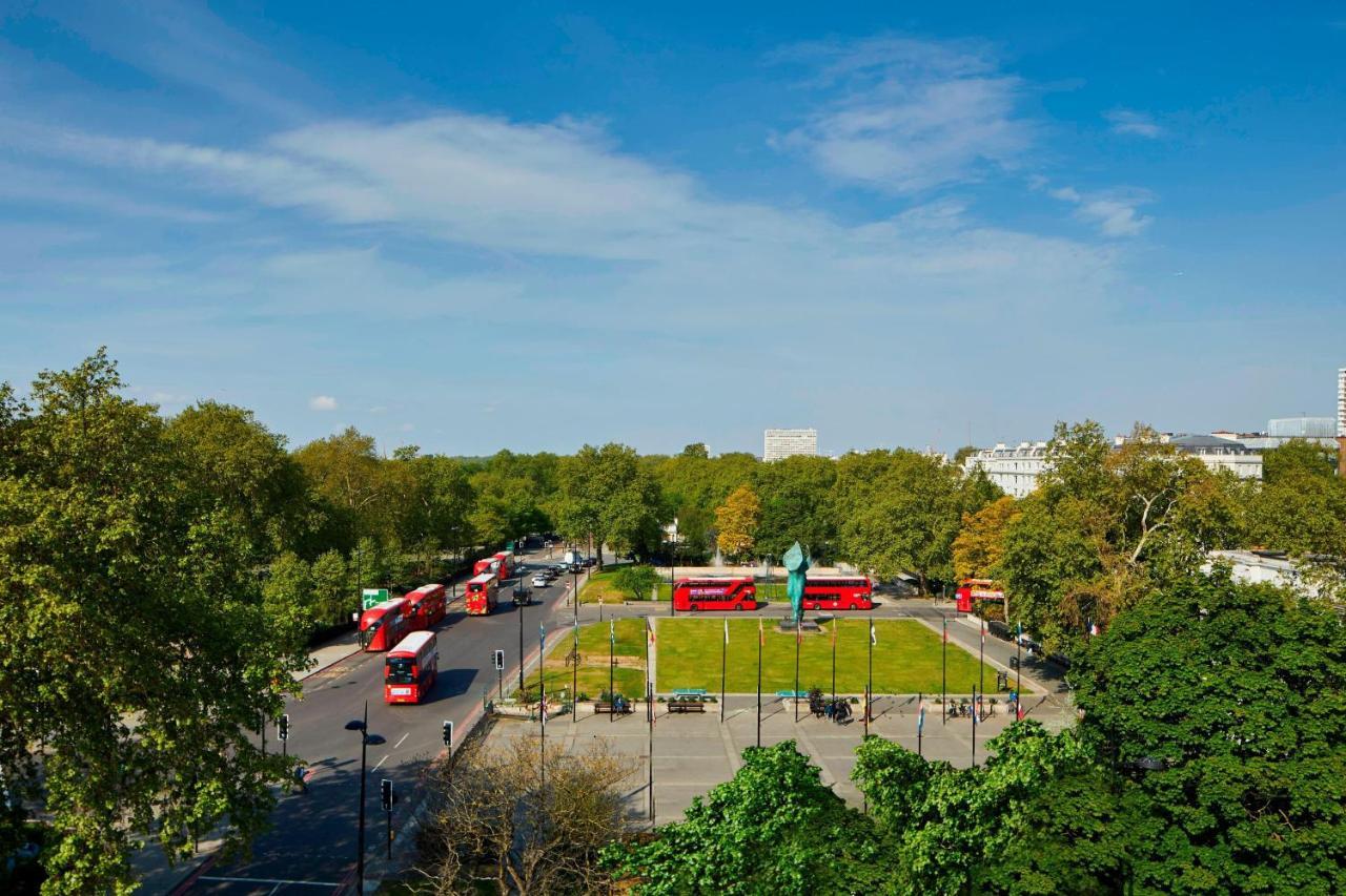 London Marriott Hotel Park Lane Exterior photo